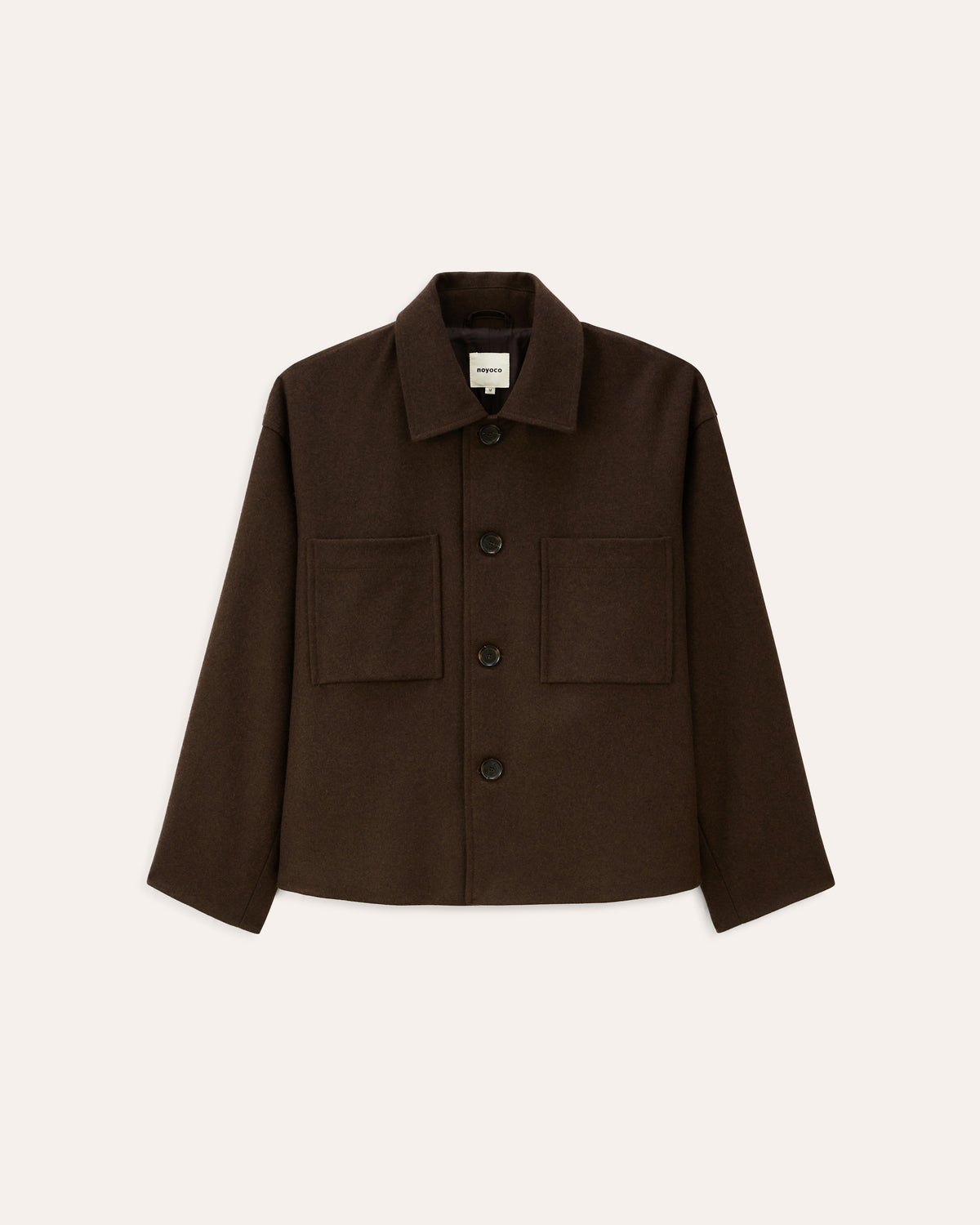 Holar Brown, veste en laine et cachemire recyclés NOYOCO, packshot AW25 studio
