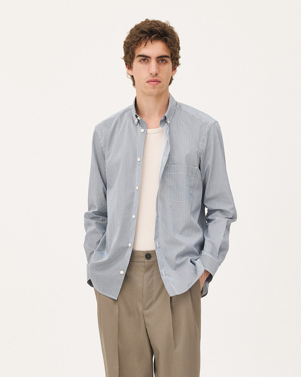 Curtis Blue lake stripes, chemise en coton upcyclé NOYOCO, homme ss26 studio