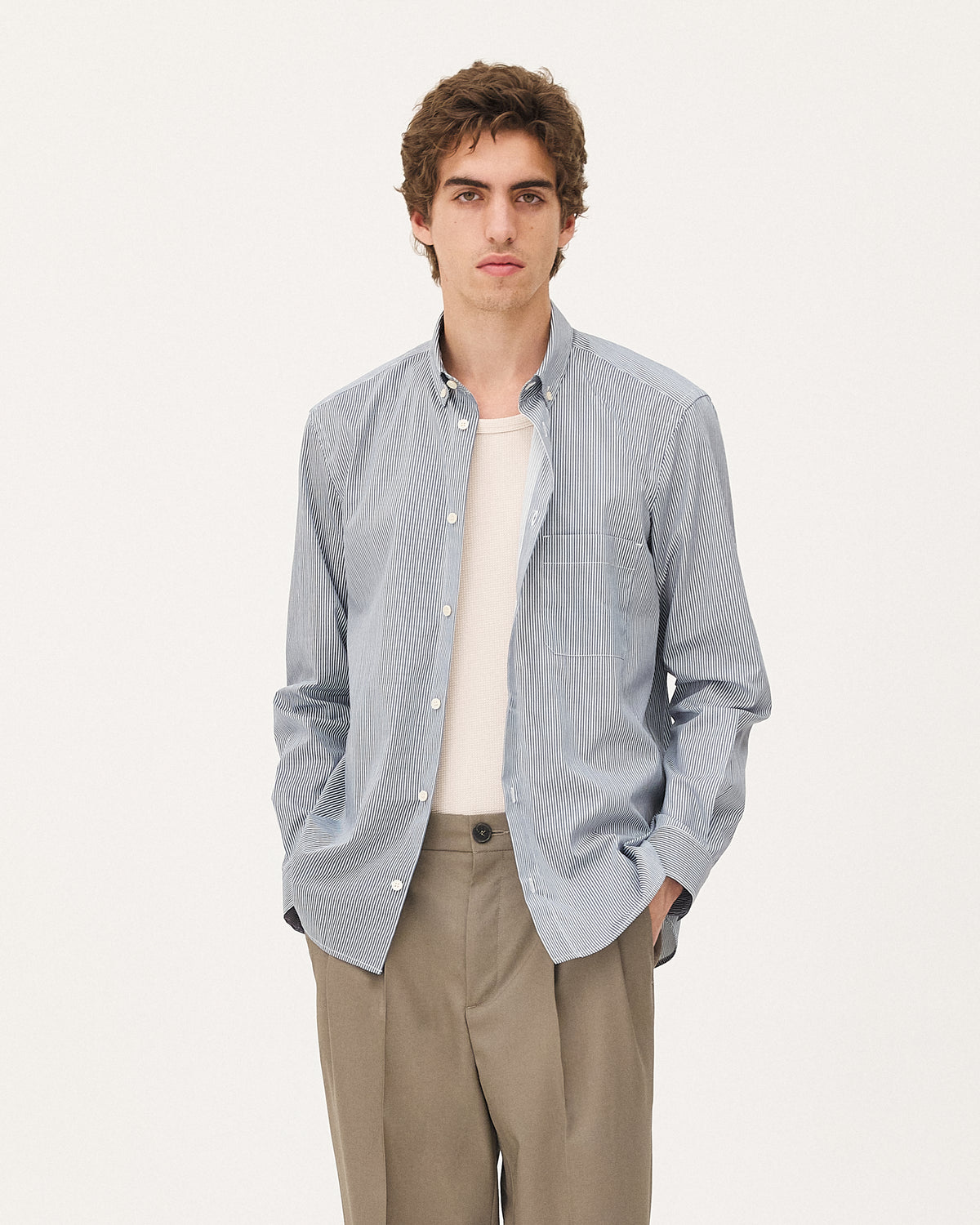 Curtis Blue lake stripes, chemise en coton upcyclé NOYOCO, homme ss26 studio