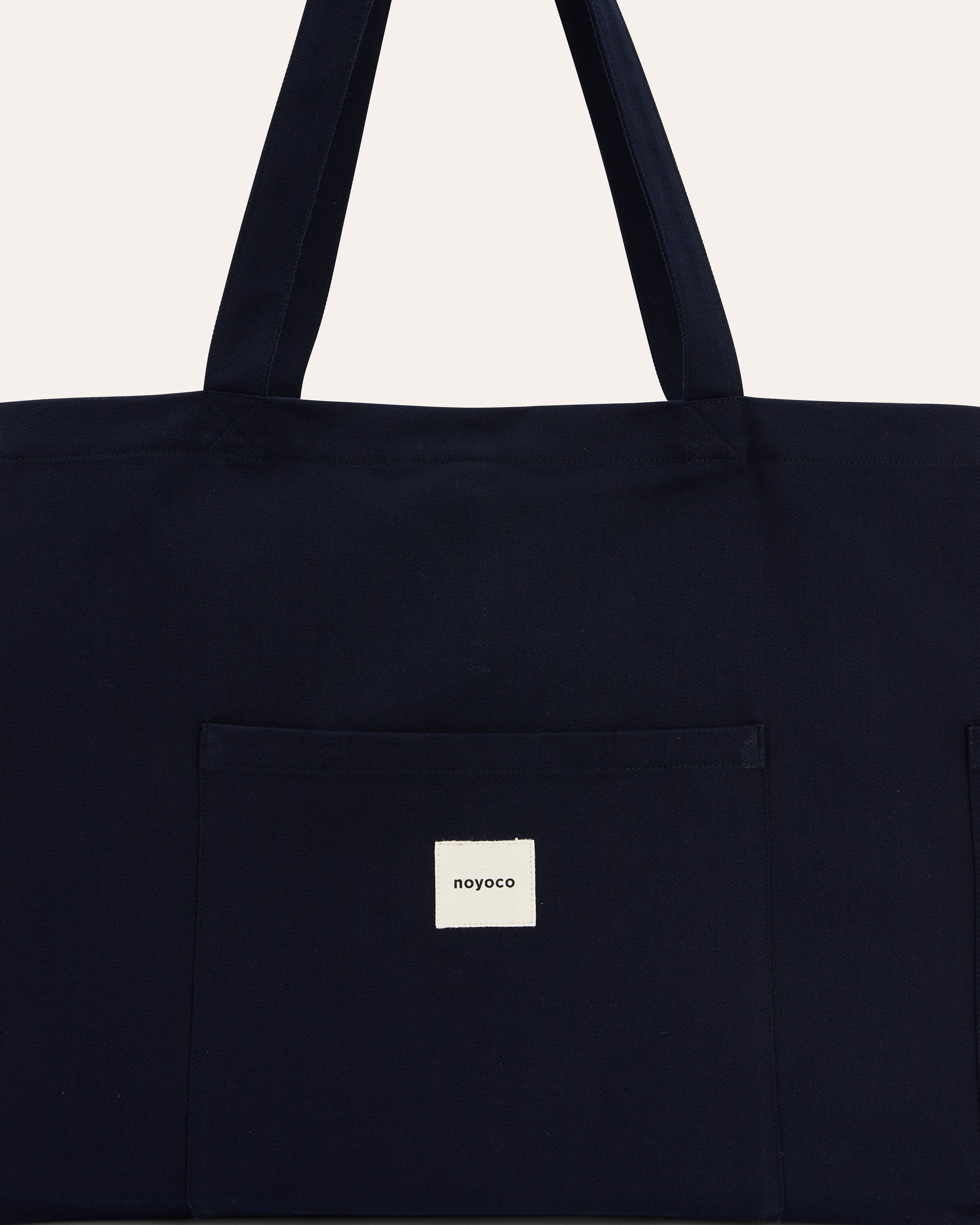 packshot ss26 studio