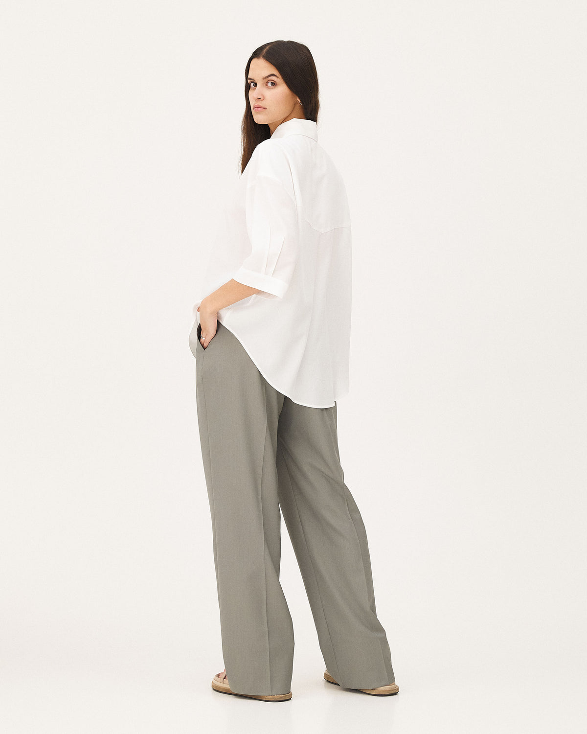 Vils Eucalyptus, pantalon en laine vierge NOYOCO, femme ss26 studio