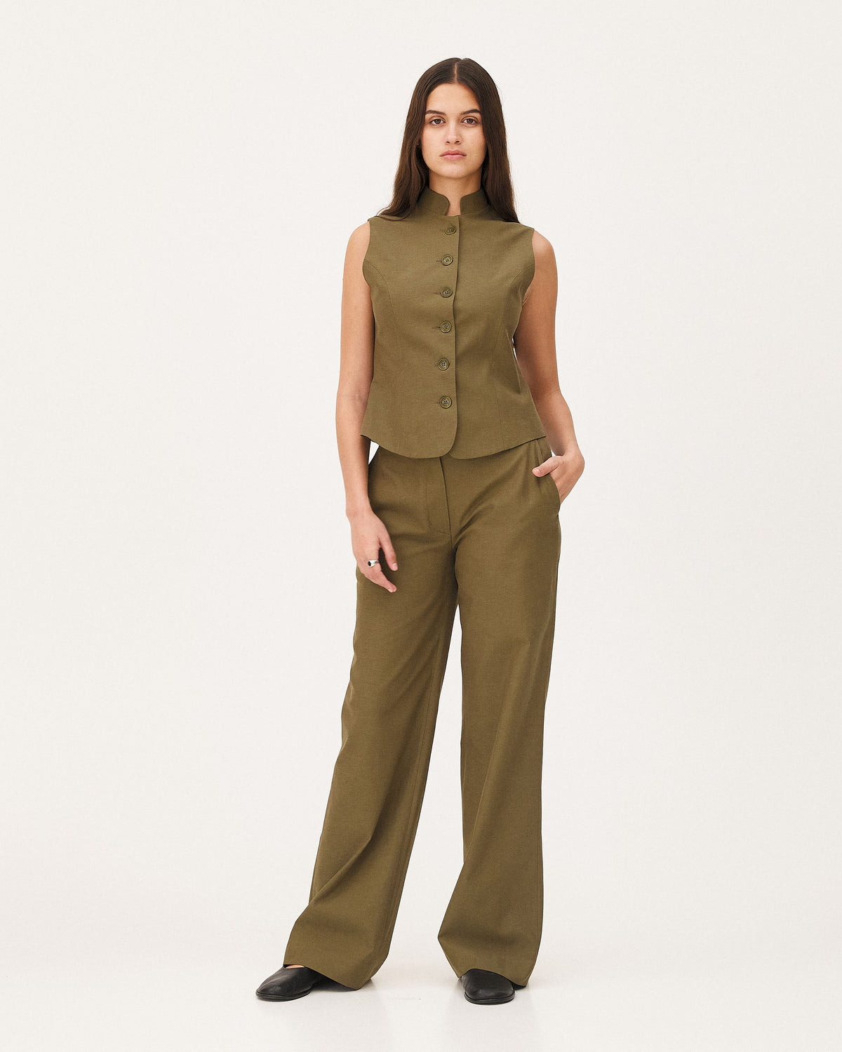 Gilia Khaki Brown pants, SS26 womenswear studio look