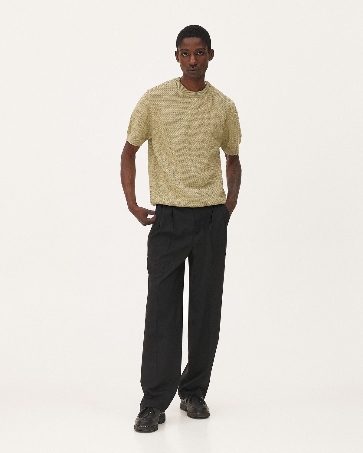 Lotten Black, pantalon en laine vierge upcyclée NOYOCO, homme ss26 studio