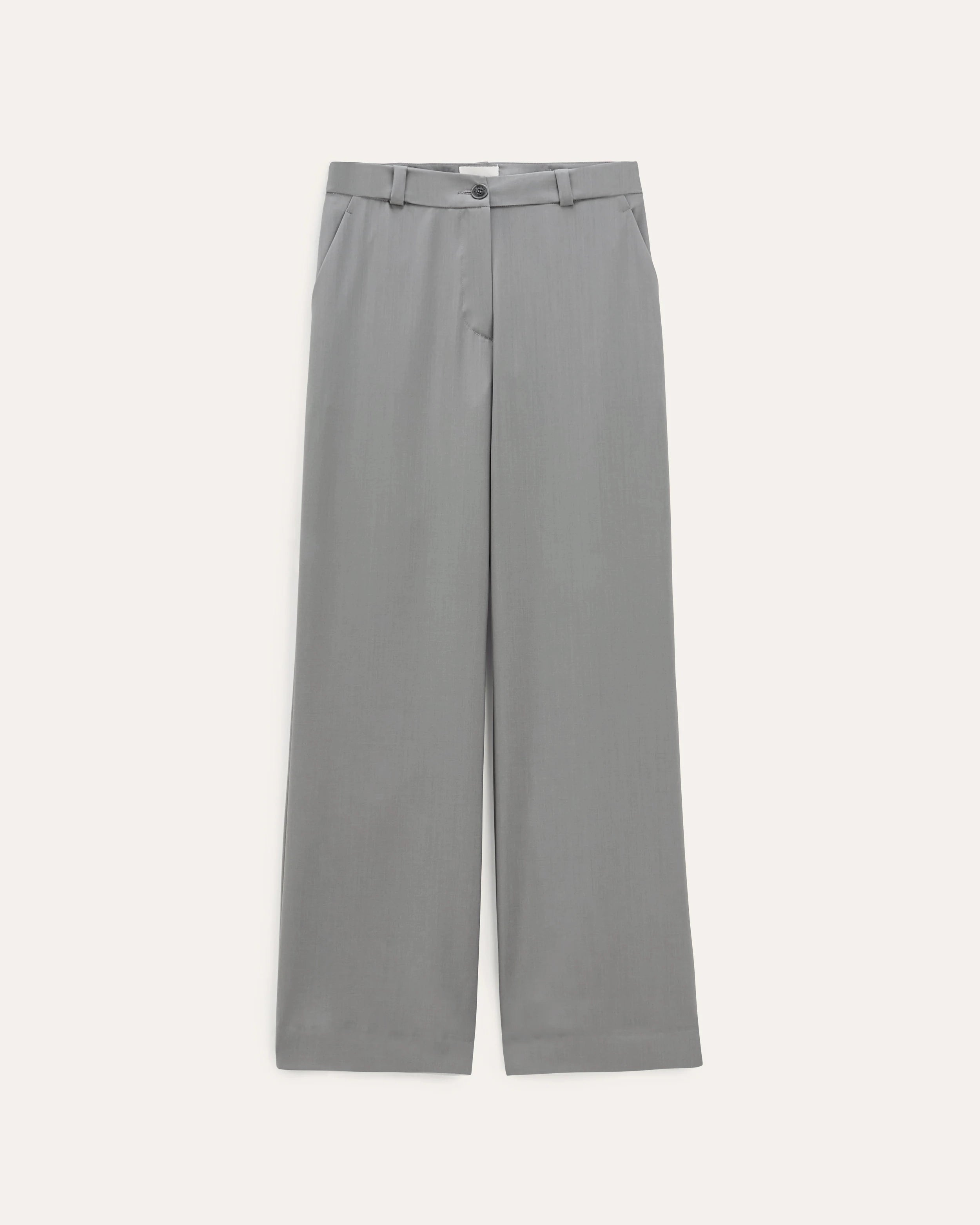 packshot ss26 studio