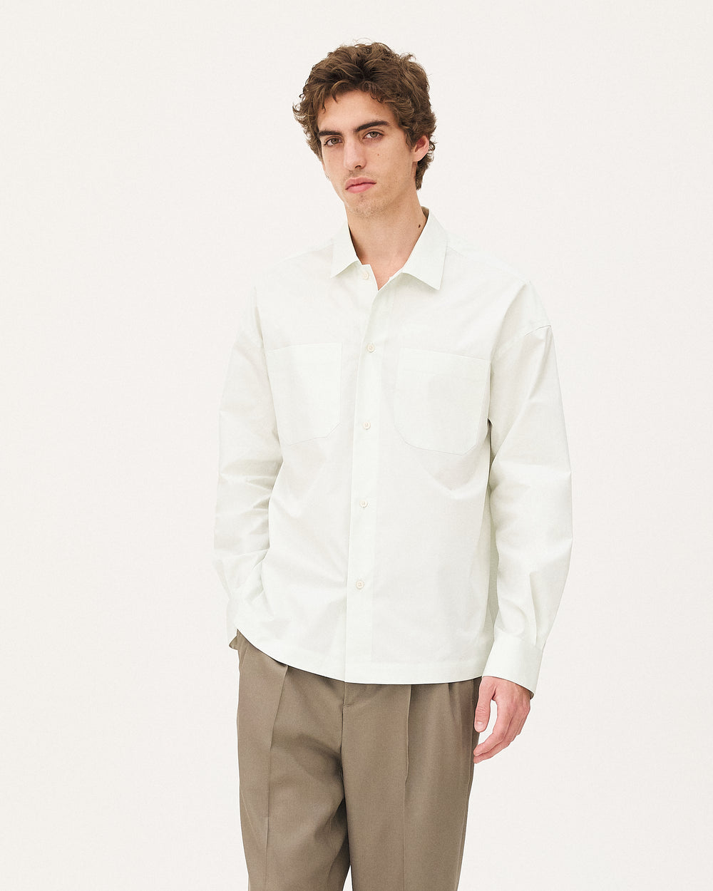 Bora Mint, chemise en coton biologique NOYOCO, homme ss26 studio