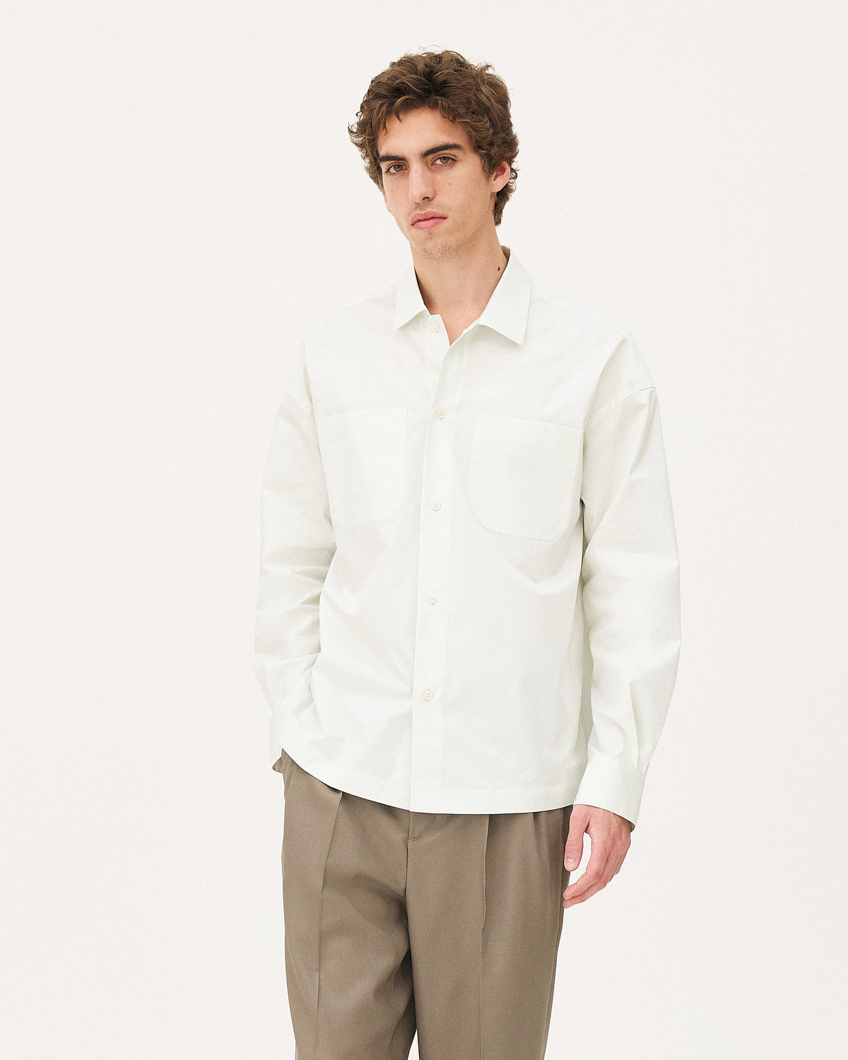 Bora Mint, chemise en coton biologique NOYOCO, homme ss26 studio