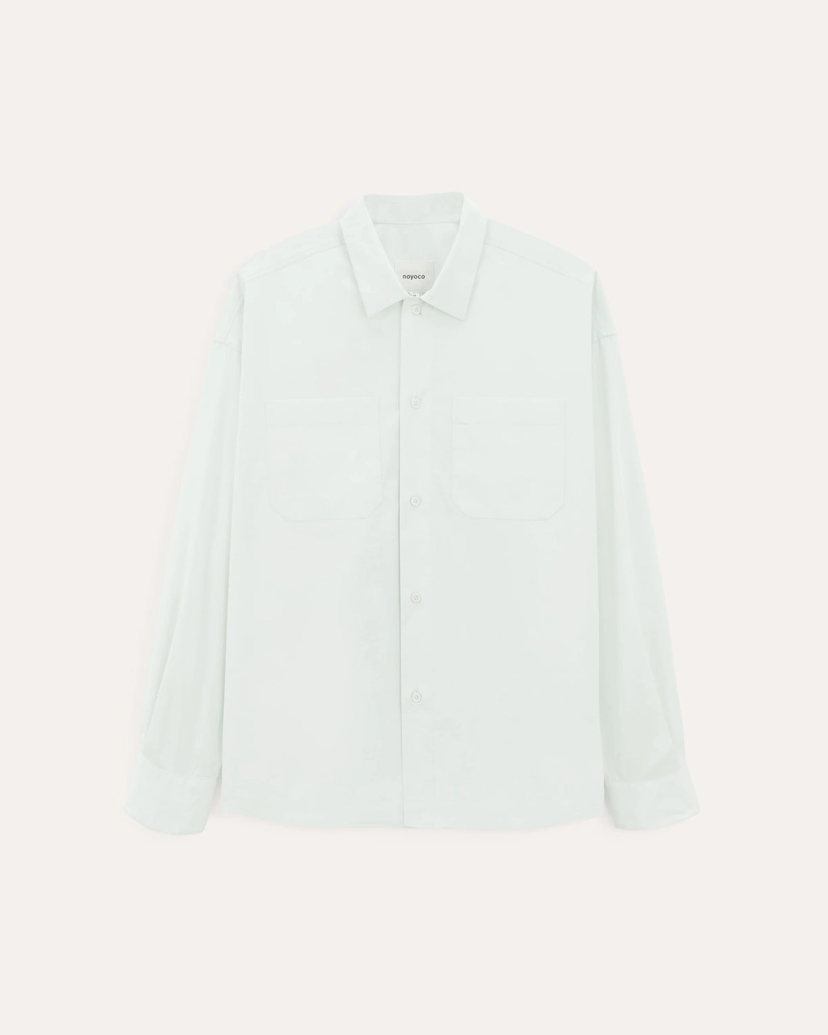 Bora Mint, chemise en coton biologique NOYOCO, packshot ss26 studio