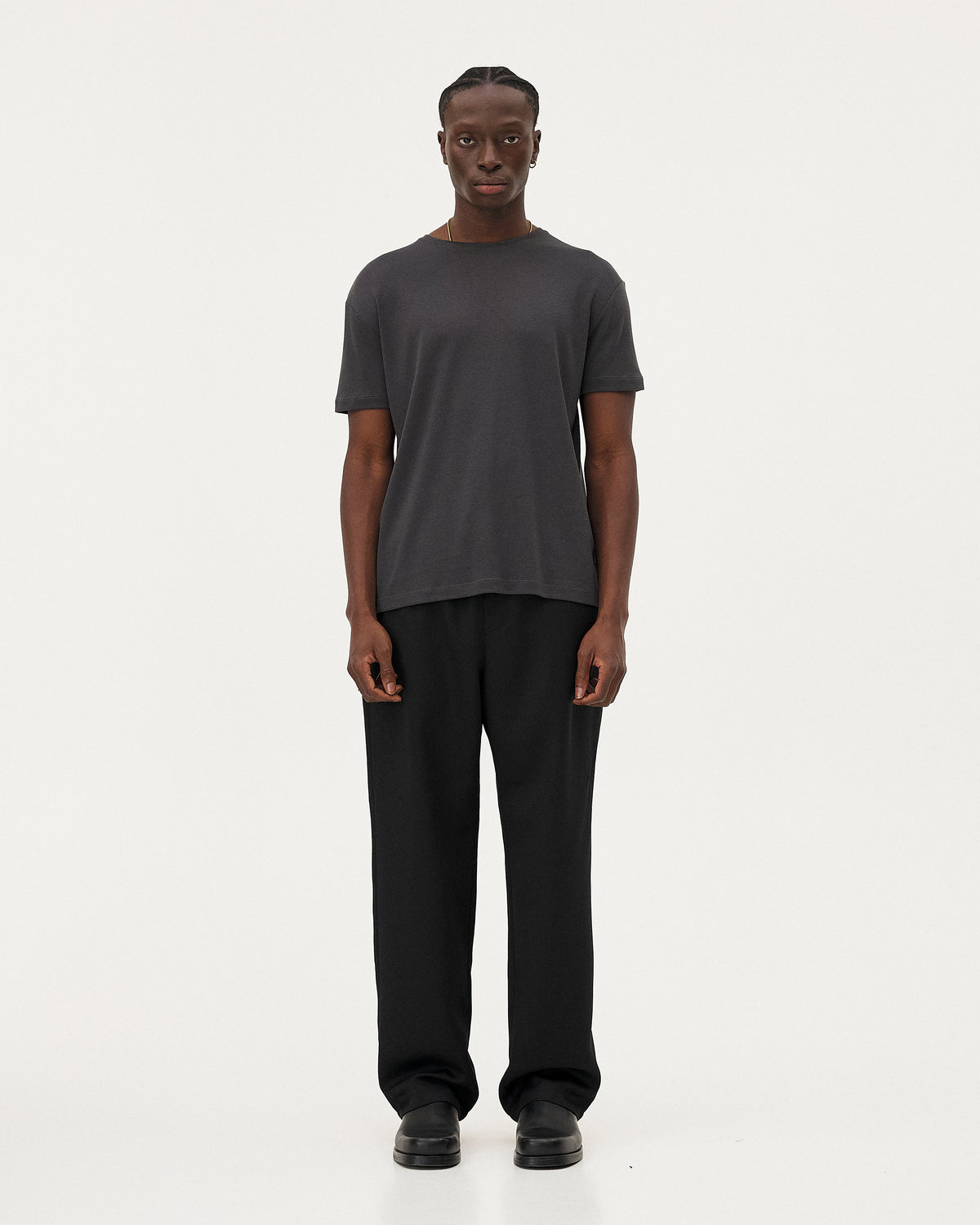 Faro Anthracite, t-shirt en lyocell et coton biologique NOYOCO, homme ss25 studio