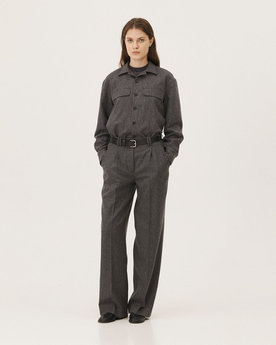 Mars Ardoise NOYOCO, porté femme AW26 studio, vue 03