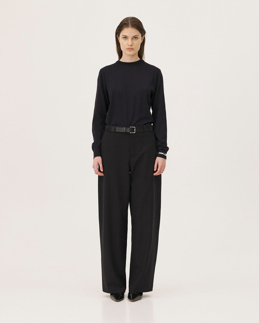 Tunis Navy, pull en laine mérinos et coton biologique NOYOCO, femme AW26 studio