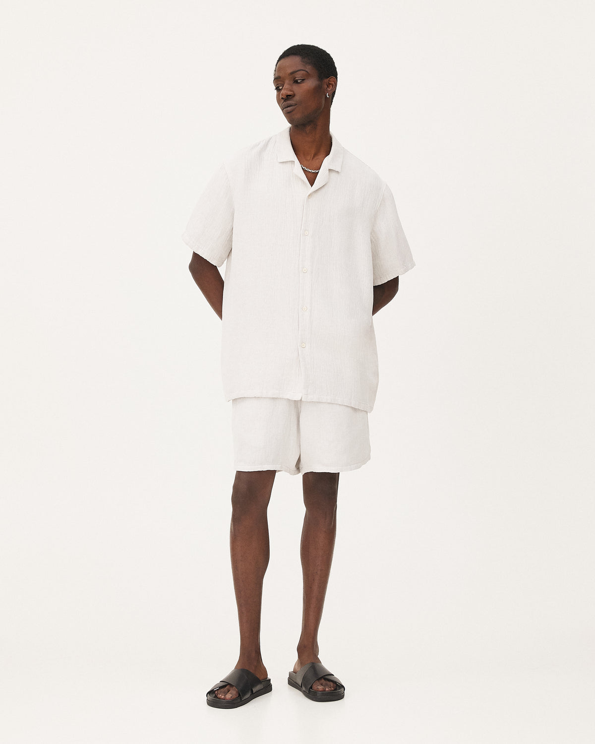 Orléans Light grey, chemise en lin upcyclé NOYOCO, homme ss26 studio