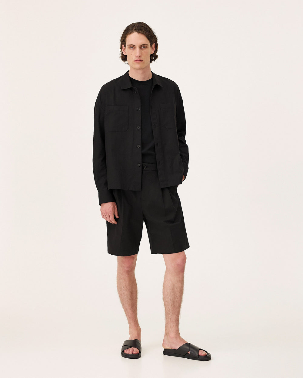 Como Black wool, short en laine vierge NOYOCO, homme ss26 studio