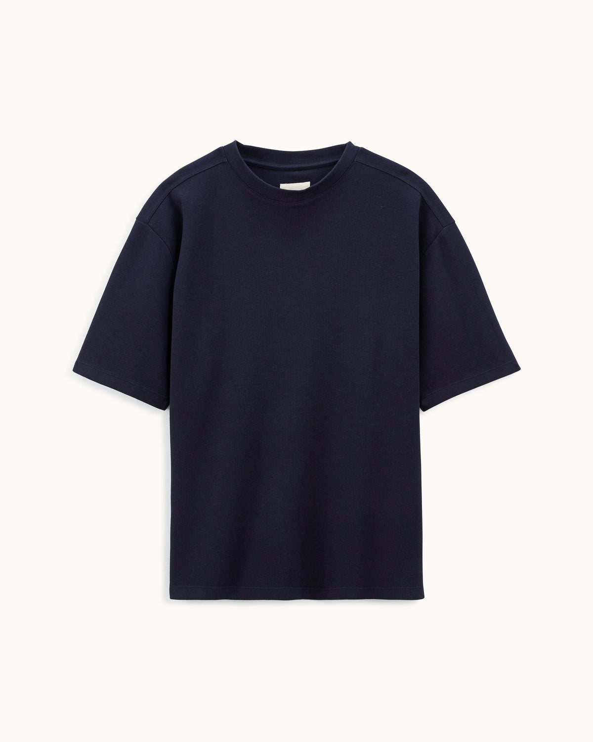 Tanger Navy, t-shirt en coton biologique NOYOCO, packshot ss26 studio