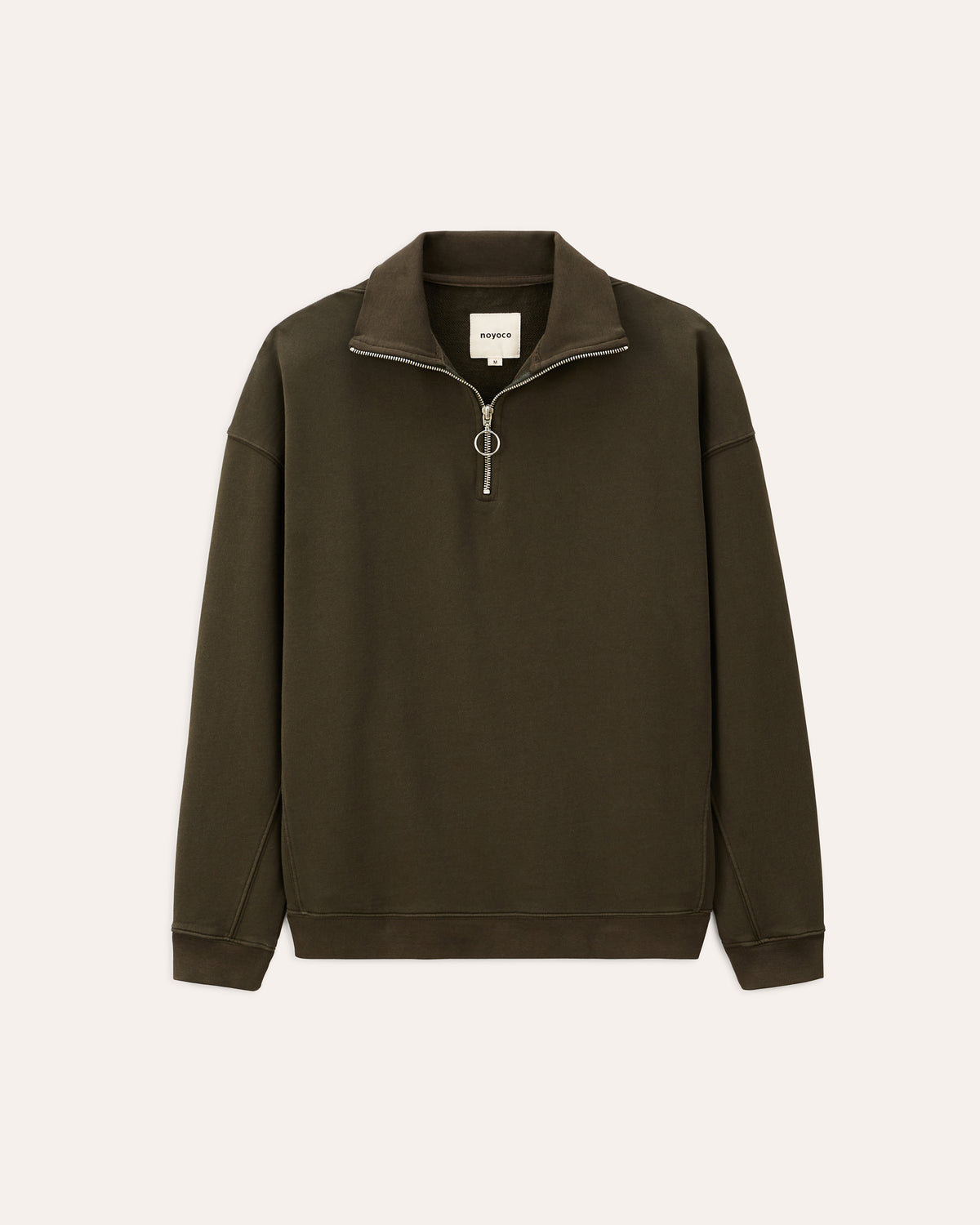 Omaha Khaki, sweatshirt en coton biologique NOYOCO, packshot AW25 studio